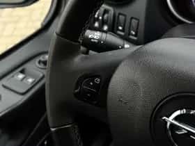 Opel Vivaro (2017) thumbnail 11