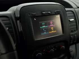 Opel Vivaro (2017) thumbnail 16