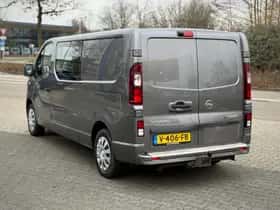 Opel Vivaro (2017) thumbnail 3