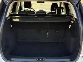 Ford Kuga (2017) thumbnail 25