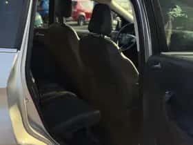 Ford Kuga (2017) thumbnail 26