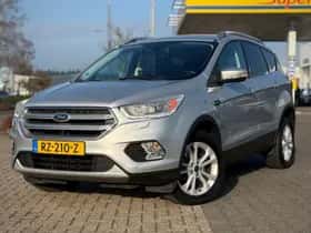 Ford Kuga (2017) thumbnail 33