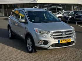 Ford Kuga (2017) thumbnail 7
