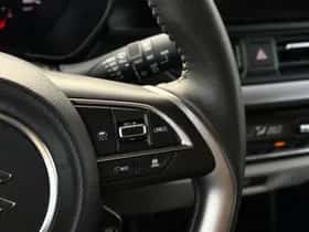 Suzuki Swift (2025) thumbnail 15