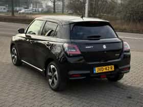 Suzuki Swift (2025) thumbnail 3