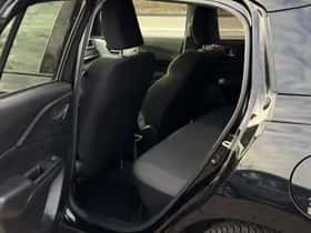 Suzuki Swift (2025) thumbnail 22