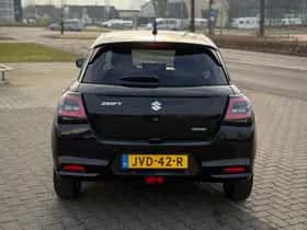 Suzuki Swift (2025) thumbnail 4