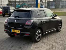 Suzuki Swift (2025) thumbnail 5