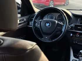 BMW X4 (2016) thumbnail 12