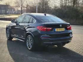 BMW X4 (2016) thumbnail 3