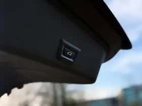 BMW X4 (2016) thumbnail 32