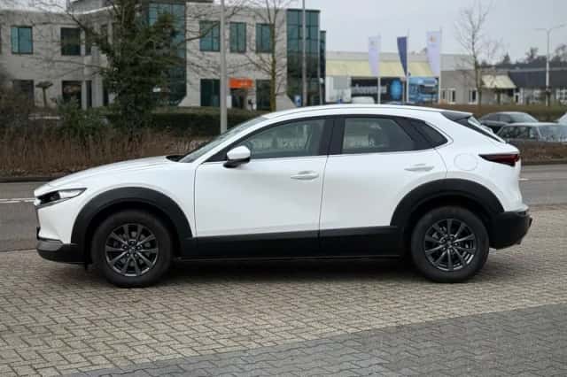 Mazda CX-30 (2022) thumbnail 2