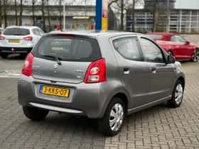 Suzuki Alto (2013) thumbnail 5