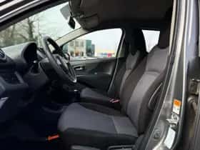 Suzuki Alto (2013) thumbnail 9