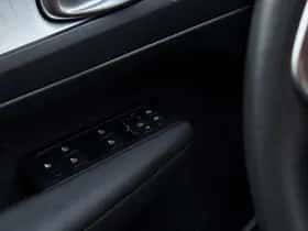 Volvo XC40 (2021) thumbnail 15