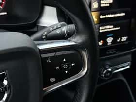 Volvo XC40 (2021) thumbnail 16