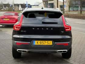 Volvo XC40 (2021) thumbnail 4