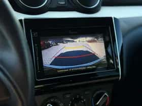 Suzuki Swift (2018) thumbnail 23