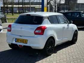 Suzuki Swift (2018) thumbnail 5