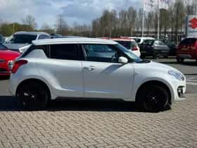 Suzuki Swift (2018) thumbnail 6