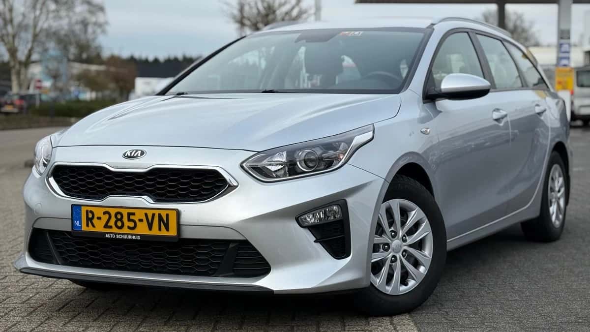 Kia Ceed (2021) — foto 1