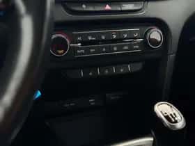 Kia Ceed (2021) thumbnail 22