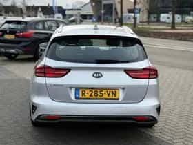 Kia Ceed (2021) thumbnail 4