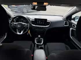 Kia Ceed (2021) thumbnail 10