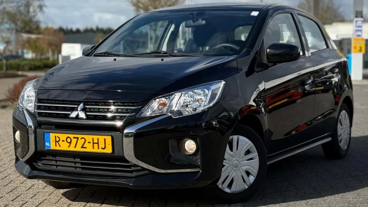 Mitsubishi Space Star (2022) — foto 1