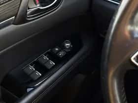 Mazda CX-5 (2018) thumbnail 16