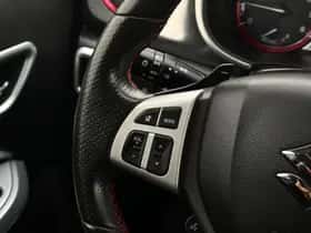 Suzuki Vitara (2015) thumbnail 14