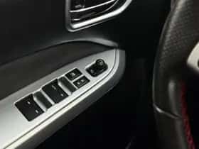 Suzuki Vitara (2015) thumbnail 16