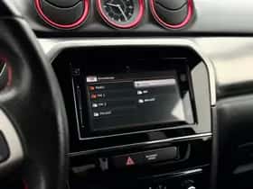 Suzuki Vitara (2015) thumbnail 19