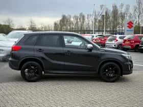 Suzuki Vitara (2015) thumbnail 6