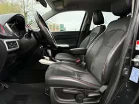 Suzuki Vitara (2015) thumbnail 9