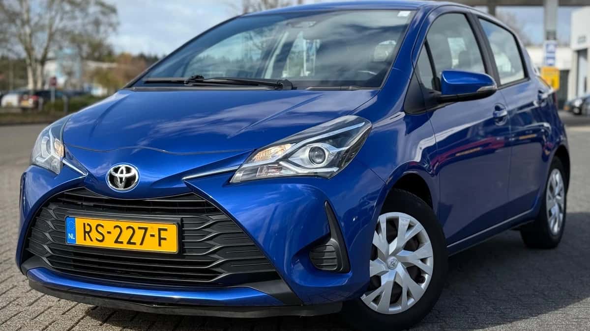 Toyota Yaris (2018) — foto 1