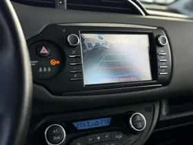 Toyota Yaris (2018) thumbnail 18