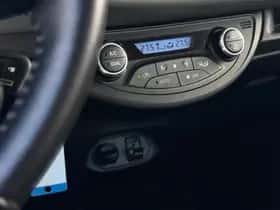 Toyota Yaris (2018) thumbnail 19