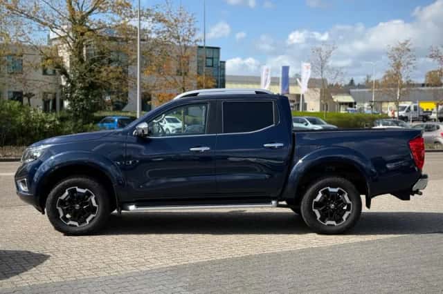 Nissan Navara (2020) thumbnail 2
