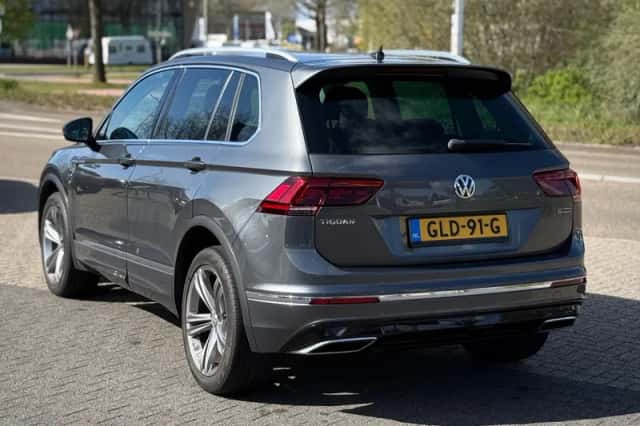 Volkswagen Tiguan (2018) thumbnail 3