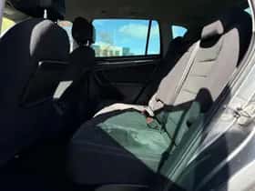 Volkswagen Tiguan (2018) thumbnail 28