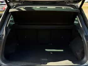 Volkswagen Tiguan (2018) thumbnail 31