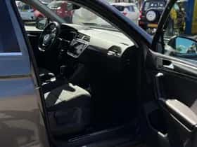 Volkswagen Tiguan (2018) thumbnail 35