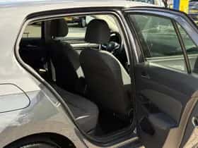 Volkswagen Golf (2020) thumbnail 38