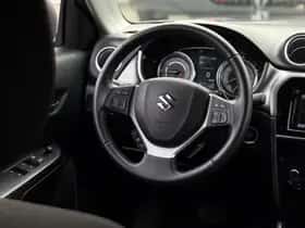 Suzuki Vitara (2023) thumbnail 11
