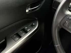 Suzuki Vitara (2023) thumbnail 15