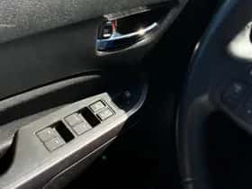 Suzuki Vitara (2022) thumbnail 14