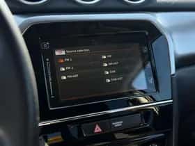 Suzuki Vitara (2022) thumbnail 17
