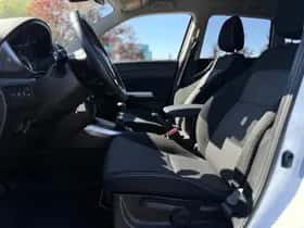 Suzuki Vitara (2022) thumbnail 9