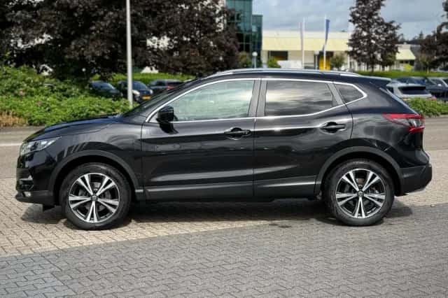 Nissan Qashqai (2019) thumbnail 2